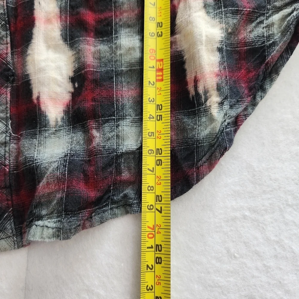 Romeo & Juliet Couture Western Plaid Button-Down Shirt  Size Large